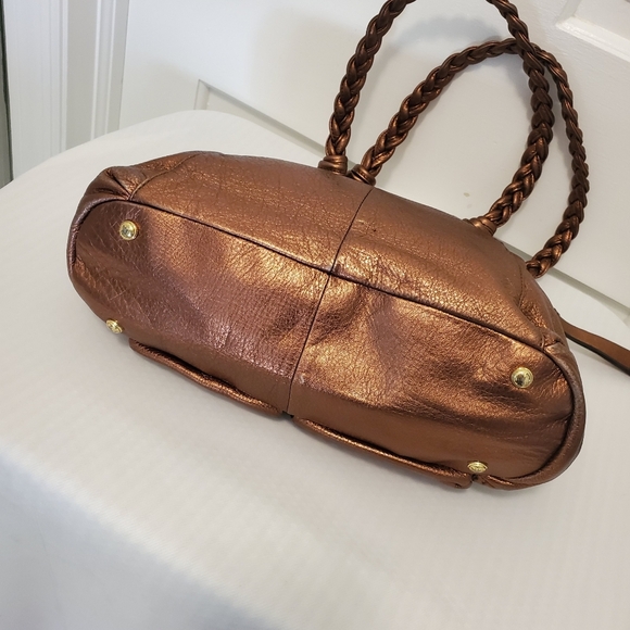 B. Makowsky Copper Metallic Pebble Grain Leather Shoulder Bag Goldtone Hardware - Picture 7 of 12
